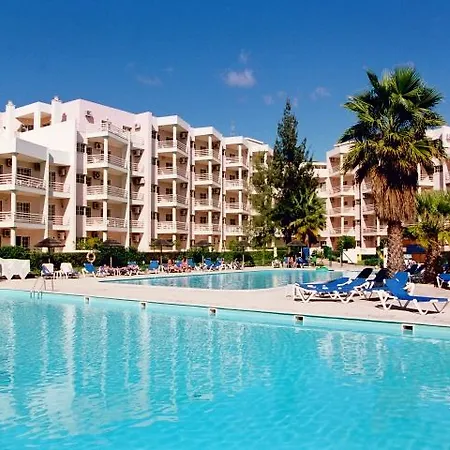 Coral Do Vau Aparthotel 3*