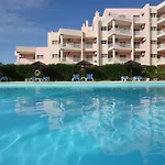 Coral Do Vau Aparthotel Portimão