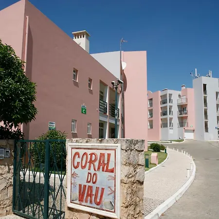 Coral Do Vau