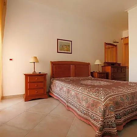Coral Do Vau Ξενοδοχείο με διαμερίσματα 4*