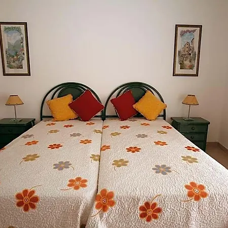 Coral Do Vau Apartmanhotel