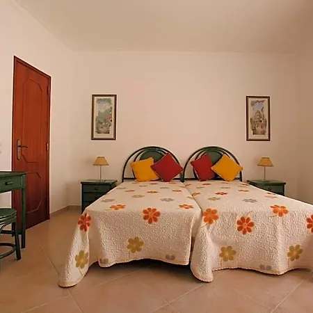 Coral Do Vau 4*