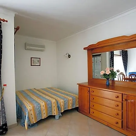 Ξενοδοχείο με διαμερίσματα Coral Do Vau