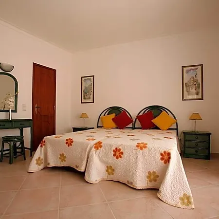 Coral Do Vau شقة فندقية