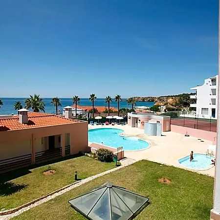 Coral Do Vau Aparthotel 4*
