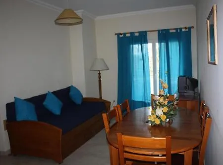 Coral Do Vau 4*