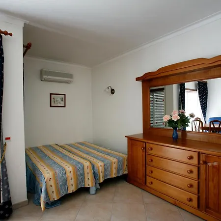 Apart Otel Coral Do Vau